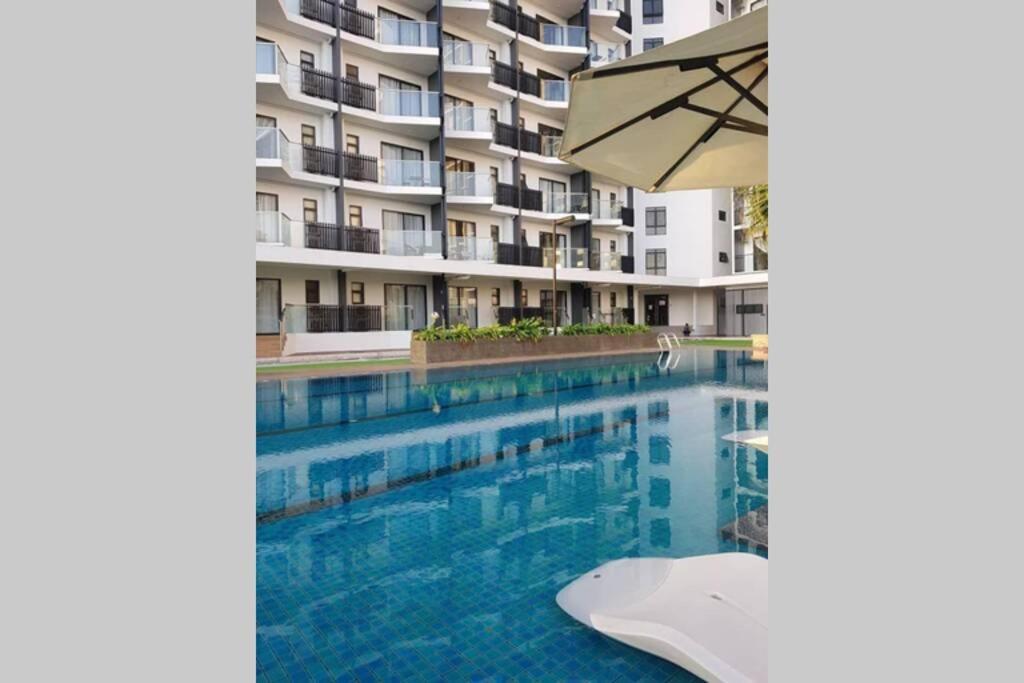 Casa Raudhah @ Timurbay Seafront Residence Kampung Sungai Karang Esterno foto